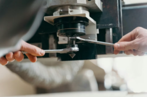 The Role of Facility Maintenance in Reducing Unexpected Equipment Failures